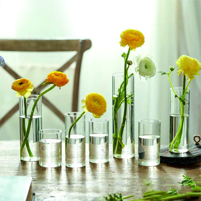 Пластиковые (акриловые) вазы