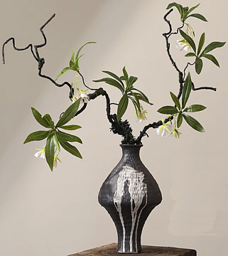 Ветка декоративная гибкая с листьями и соцветиями 110 см, 1 шт., зеленый - фото1